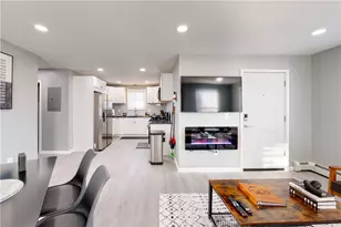 44 Hall St, Providence, RI 02904 - Photo 17