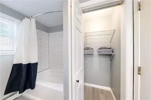 44 Hall St, Providence, RI 02904 - Photo 39