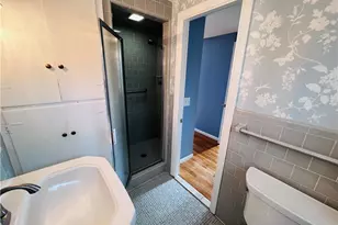 93 Grand View Dr, Warwick, RI 02886 - Photo 17