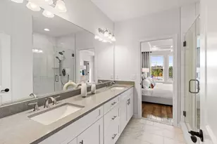 36 E Pt Dr, East Providence, RI 02916 - Photo 13