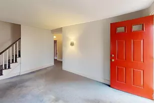 14 Jones Ave, Pawtucket, RI 02861 - Photo 11