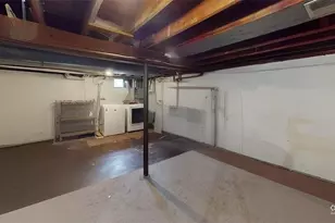 14 Jones Ave, Pawtucket, RI 02861 - Photo 39