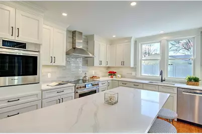 5 Hancock Road, Barrington, RI 02806 - Photo 15