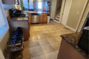 73 Radcliffe Ave, Providence, RI 02908 - Photo 3