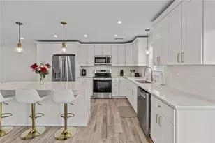 41 N Cornell Ave, Warren, RI 02885 - Photo 3