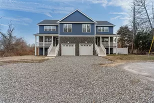 41 N Cornell Ave, Warren, RI 02885 - Photo 1