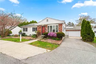 5 Madison St, North Providence, RI 02911 - Photo 3