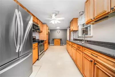 10 Colonial Road, Coventry, RI 02816 - Photo 3