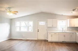 60 Ophelia St, Providence, RI 02909 - Photo 7