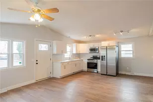 60 Ophelia St, Providence, RI 02909 - Photo 3