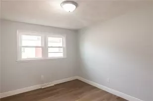 60 Ophelia St, Providence, RI 02909 - Photo 15