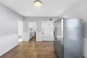 116 Mt Pleasant Ave, Providence, RI 02908 - Photo 3