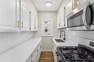 116 Mt Pleasant Ave, Providence, RI 02908 - Photo 5