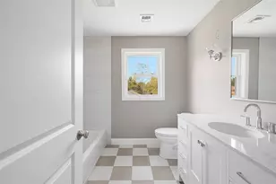 235 Pequot Ave, Warwick, RI 02889 - Photo 15