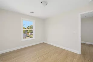 235 Pequot Ave, Warwick, RI 02889 - Photo 21