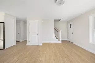 235 Pequot Ave, Warwick, RI 02889 - Photo 7