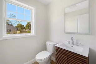 235 Pequot Ave, Warwick, RI 02889 - Photo 13