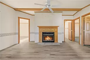 35 Cathy Cir, Portsmouth, RI 02871 - Photo 11