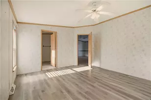 35 Cathy Cir, Portsmouth, RI 02871 - Photo 15