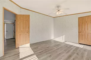 35 Cathy Cir, Portsmouth, RI 02871 - Photo 23