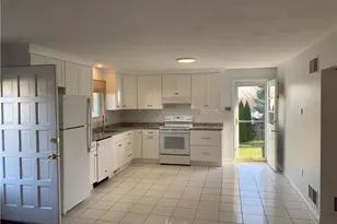 14 Ferncrest Dr, Johnston, RI 02919 - Photo 5