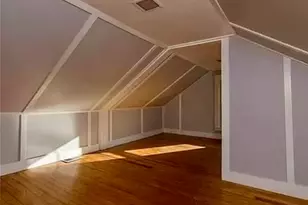 14 Pearl St, East Greenwich, RI 02818 - Photo 5