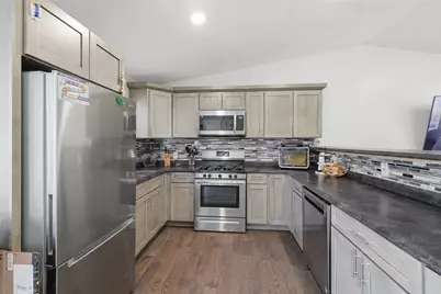 50 Batcheller Avenue, Providence, RI 02904 - Photo 3