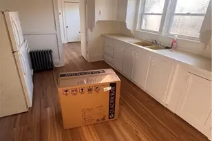 505 Bullocks Point Ave, East Providence, RI 02915 - Photo 9