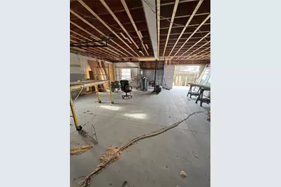 584 Warren Avenue, East Providence, RI 02914 - Photo 5