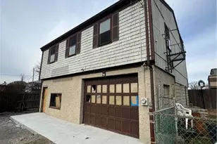 584 Warren Ave, East Providence, RI 02914 - Photo 1