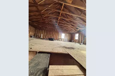 584 Warren Avenue, East Providence, RI 02914 - Photo 9