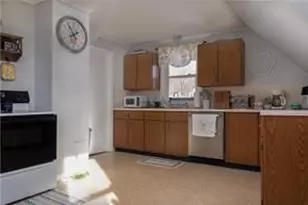 55 Pleasant St, Westerly, RI 02891 - Photo 21