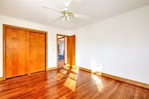 370 Budlong Rd, Cranston, RI 02920 - Photo 19