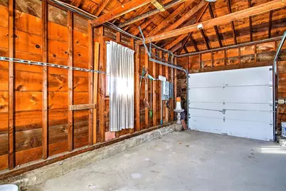 370 Budlong Road, Cranston, RI 02920 - Photo 31