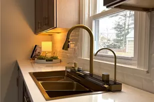 122 Elder St, Lincoln, RI 02865 - Photo 5