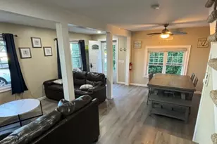 844 Boston Neck Rd, Narragansett, RI 02882 - Photo 11