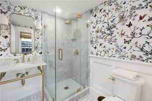 23 Mt Vernon St, Newport, RI 02840 - Photo 17