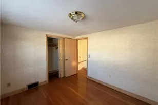 64 Cliffside Dr, Cranston, RI 02920 - Photo 7