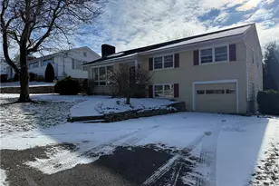 64 Cliffside Dr, Cranston, RI 02920 - Photo 3