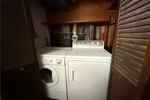 64 Cliffside Dr, Cranston, RI 02920 - Photo 25