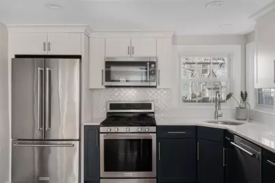 4 Mount Avenue, Providence, RI 02906 - Photo 15