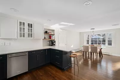 4 Mount Avenue, Providence, RI 02906 - Photo 11