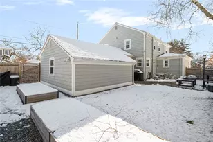 4 Mt Ave, Providence, RI 02906 - Photo 37