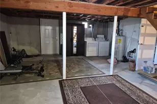 130 Bliss St, East Providence, RI 02914 - Photo 19