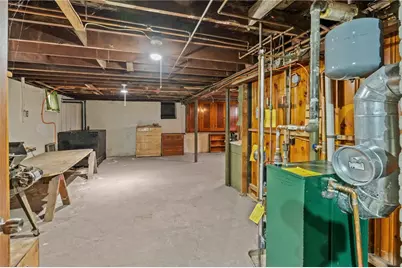 128 Warwick Road, Pawtucket, RI 02861 - Photo 25