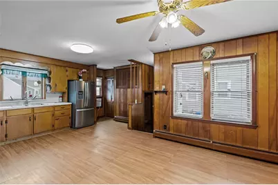 128 Warwick Road, Pawtucket, RI 02861 - Photo 13