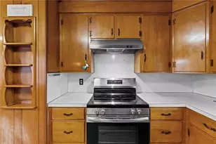 128 Warwick Rd, Pawtucket, RI 02861 - Photo 11