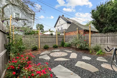 31 Slocum Street, Newport, RI 02840 - Photo 25