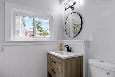 31 Slocum Street, Newport, RI 02840 - Photo 15