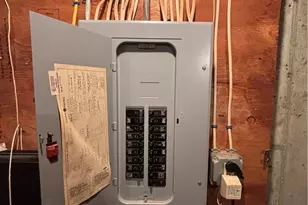 18 Villanova St, Woonsocket, RI 02895 - Photo 11